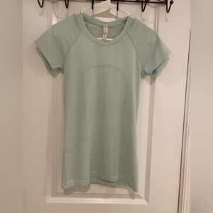 Lululemon Swiftly Tech 2.0 Short Sleeve Crew | Mint Green | Size 6 | EUC